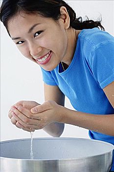 住家保姆多少錢？讓您的生活更加輕松自在！