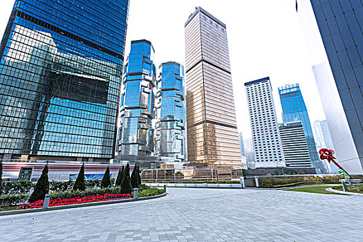 深圳住家保姆多少錢一個月？你需要知道的全部信息