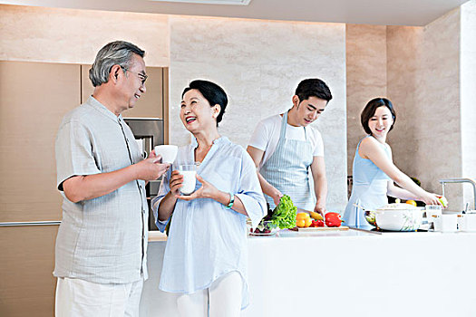 醫(yī)院護(hù)工多少錢一天？揭秘護(hù)工服務(wù)費(fèi)用與選擇指南